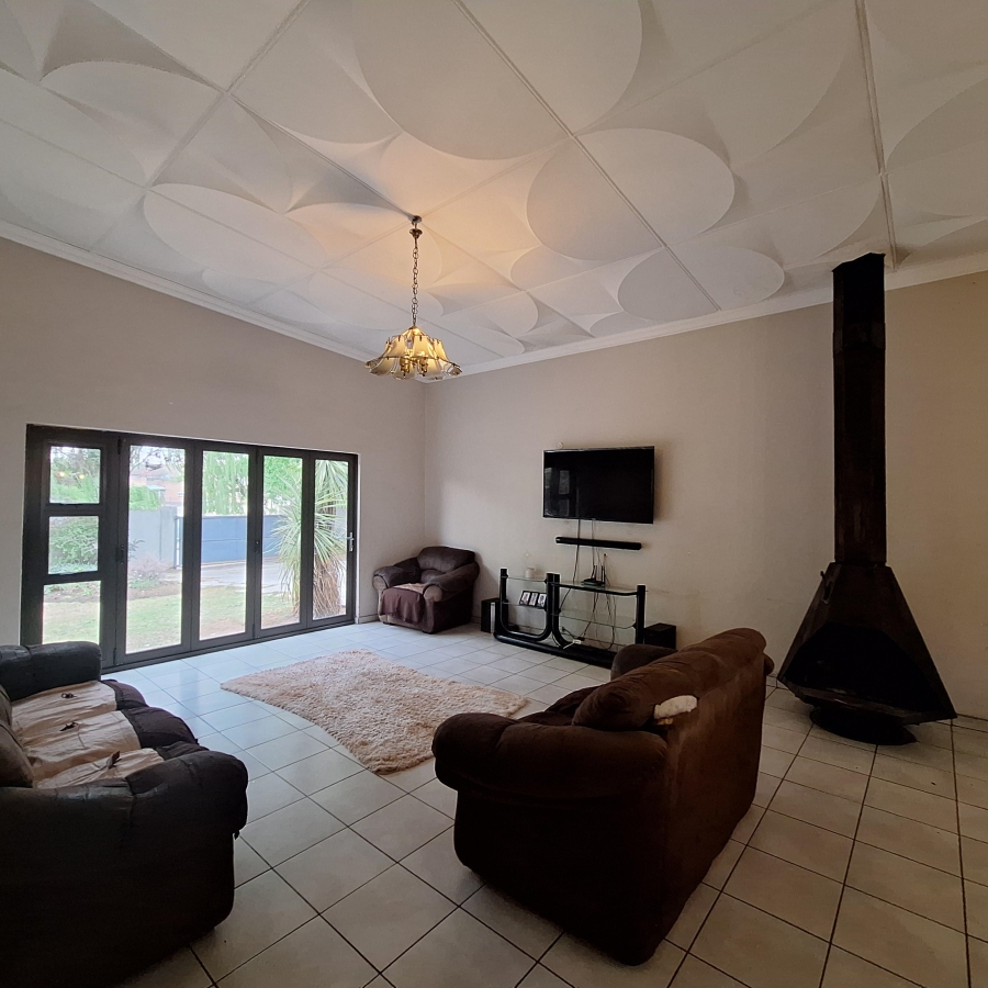 4 Bedroom Property for Sale in Frankfort Free State